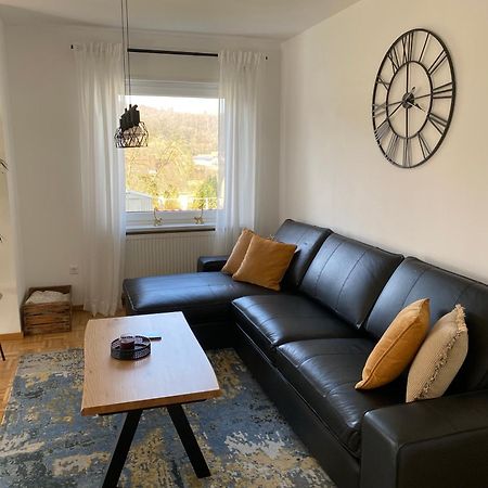 Am Kienbusch - Suedliche Weinstrasse - Erdgeschoss Appartement Annweiler am Trifels Buitenkant foto